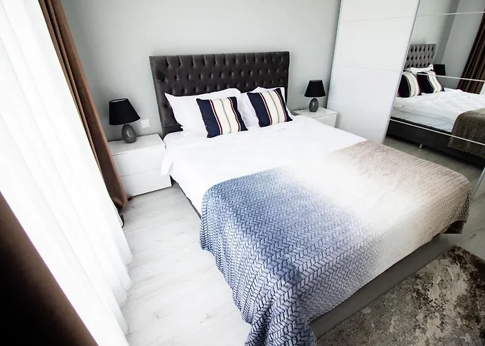 3 A502 Stayinn By Cosmopolis *